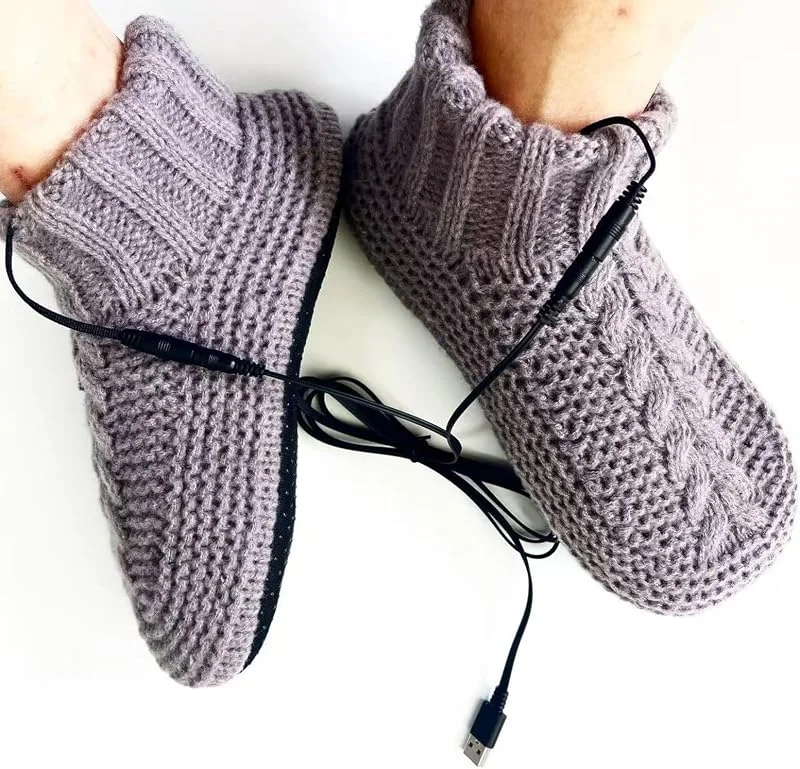 Beheizbare Socken und Hausschuhe mit USB-Anschluss für drinnen, elektrische Fußwärmer aus Fleece für den Winter, wiederaufladbare, rutschfeste Fußwärmer für Damen und Herren — Heizkleidung