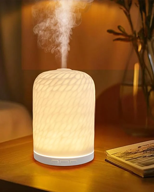 Aroma Diffuser – Ultraschall-Diffusor mit Luftbefeuchtung und Wellnesslicht aus handgefertigter Keramik, Auto-Off, BPA-frei, geräuscharme Konstruktion, ideal für Schlafzimmer, Büro und als Geschenk — Luftbefeuchter